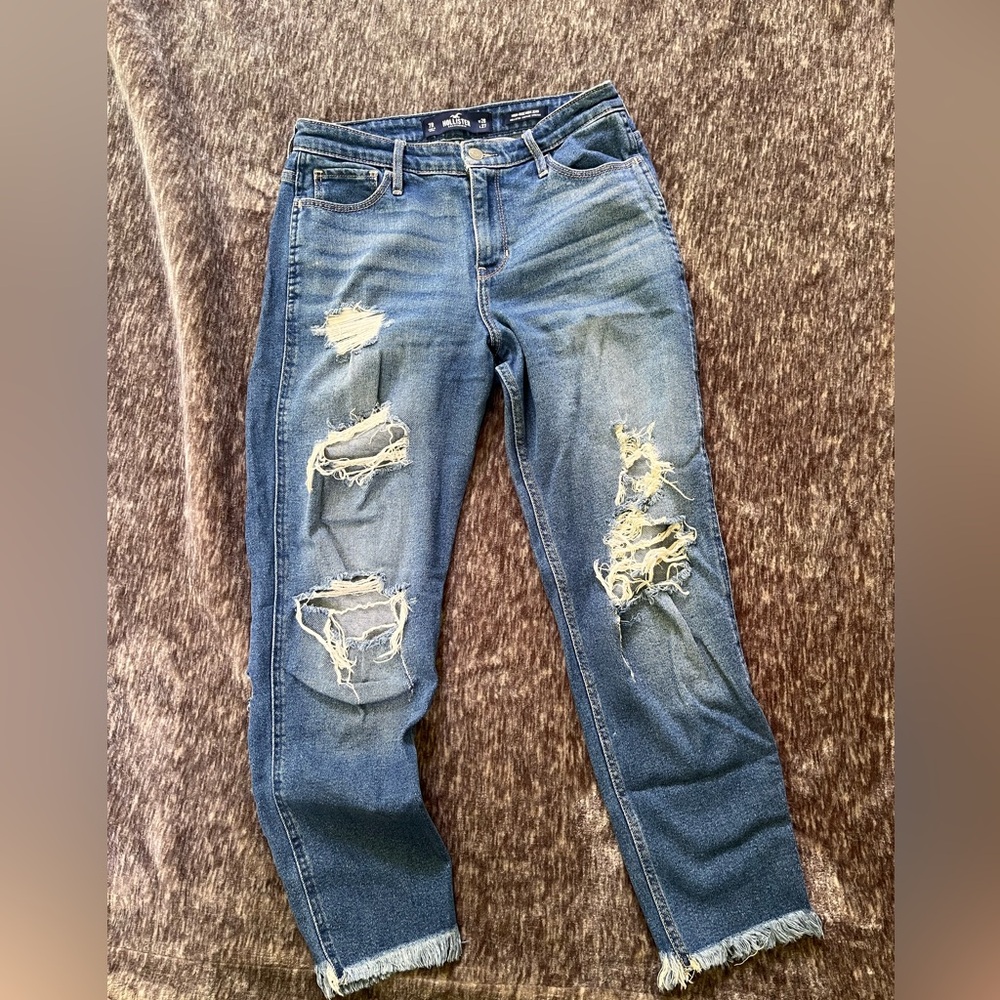 Hollister Women's Distressed Blue Boyfriend Jeans